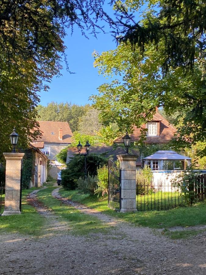 Domaine Le Manoir, Gites De Charme Et De Caractere Avec Piscines Privatisees Et Spa Nordique Fossemagne 外观 照片