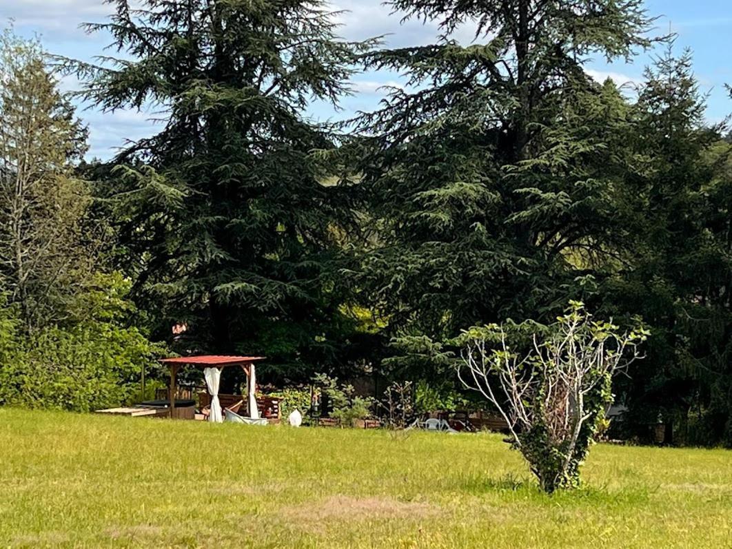 Domaine Le Manoir, Gites De Charme Et De Caractere Avec Piscines Privatisees Et Spa Nordique Fossemagne 外观 照片